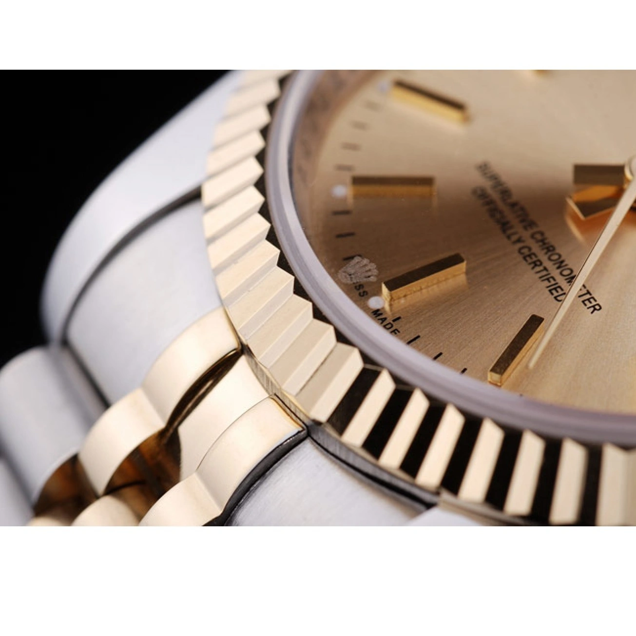 Aaa replica watch Bezel Ribbed Gold Rolex 7450 Dial Datejust 1029